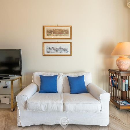 Cityscape Vista Apartment Cagliari Luaran gambar