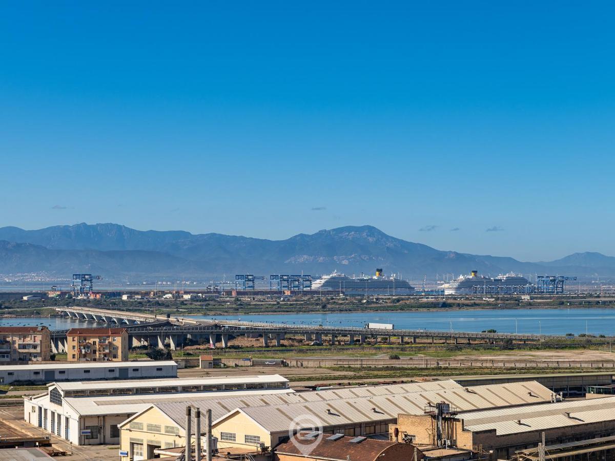 Cityscape Vista Apartment Cagliari Luaran gambar